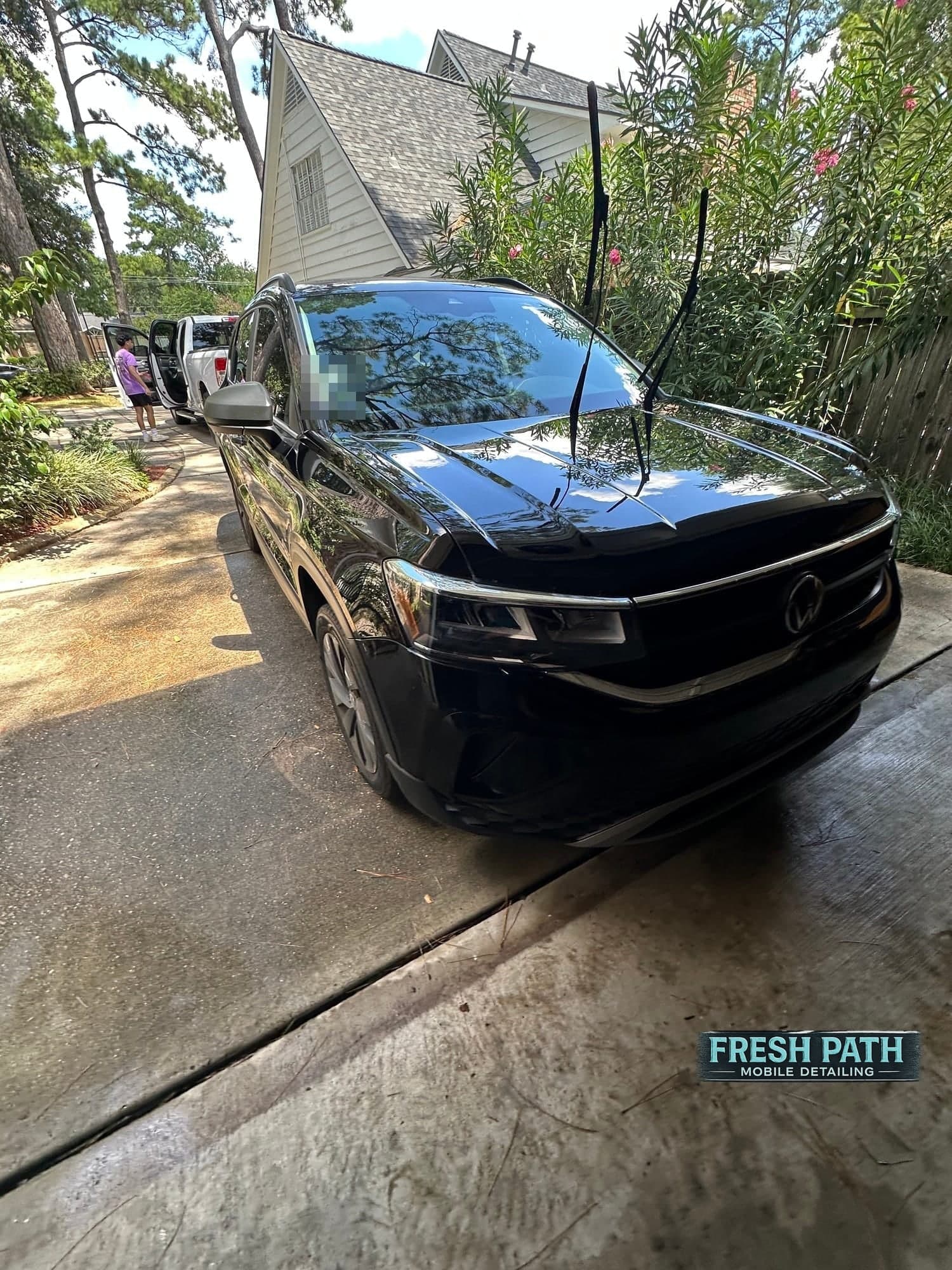 Exterior detailing on a Volkswagen SUV in Energy Corridor TX | Fresh Path Mobile Detailing